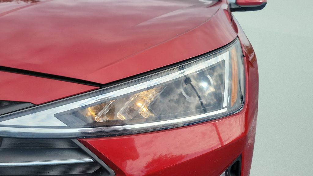 Used 2020 Hyundai Elantra SEL w/ Cargo Package (C1) FWD image 9