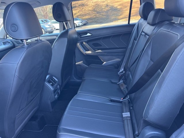 Used 2024 Volkswagen Tiguan SE image 12