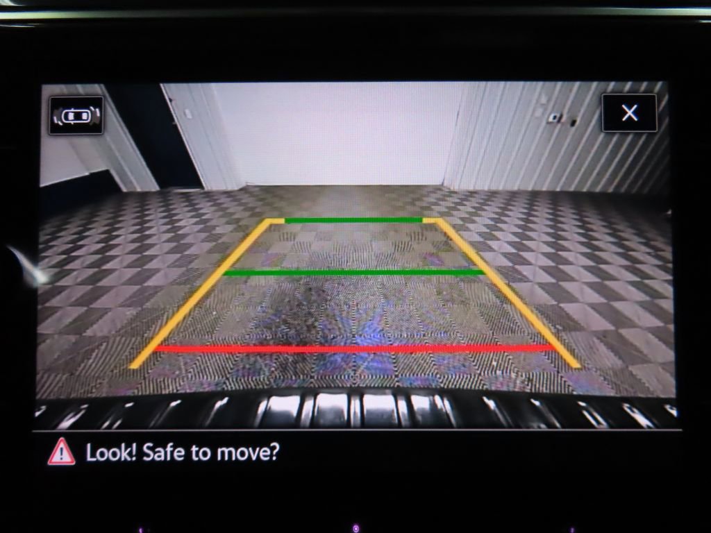 Used 2023 Volkswagen Tiguan SE R-Line image 19