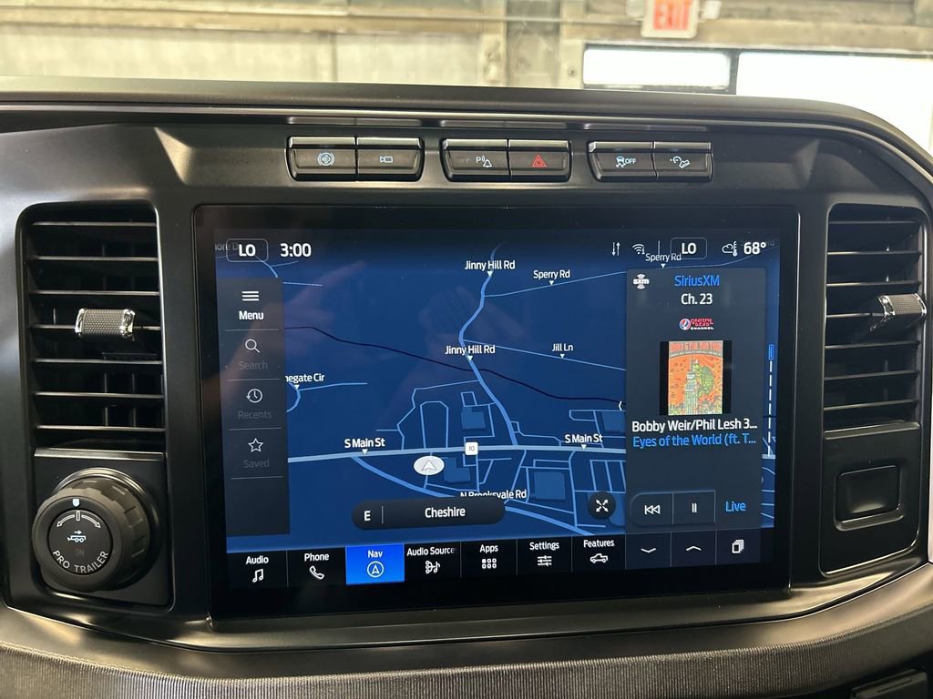 Used 2024 Ford F350 Platinum w/ FX4 Off-Road Package image 18