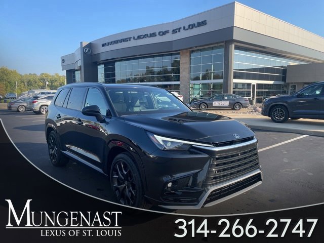 New 2026 Lexus TX 500h AWD image 1