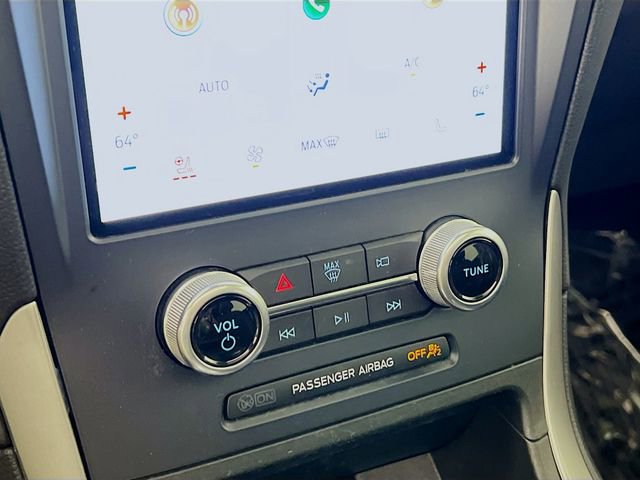 Used 2022 Ford Edge ST-Line w/ Class II Trailer Tow Package image 14