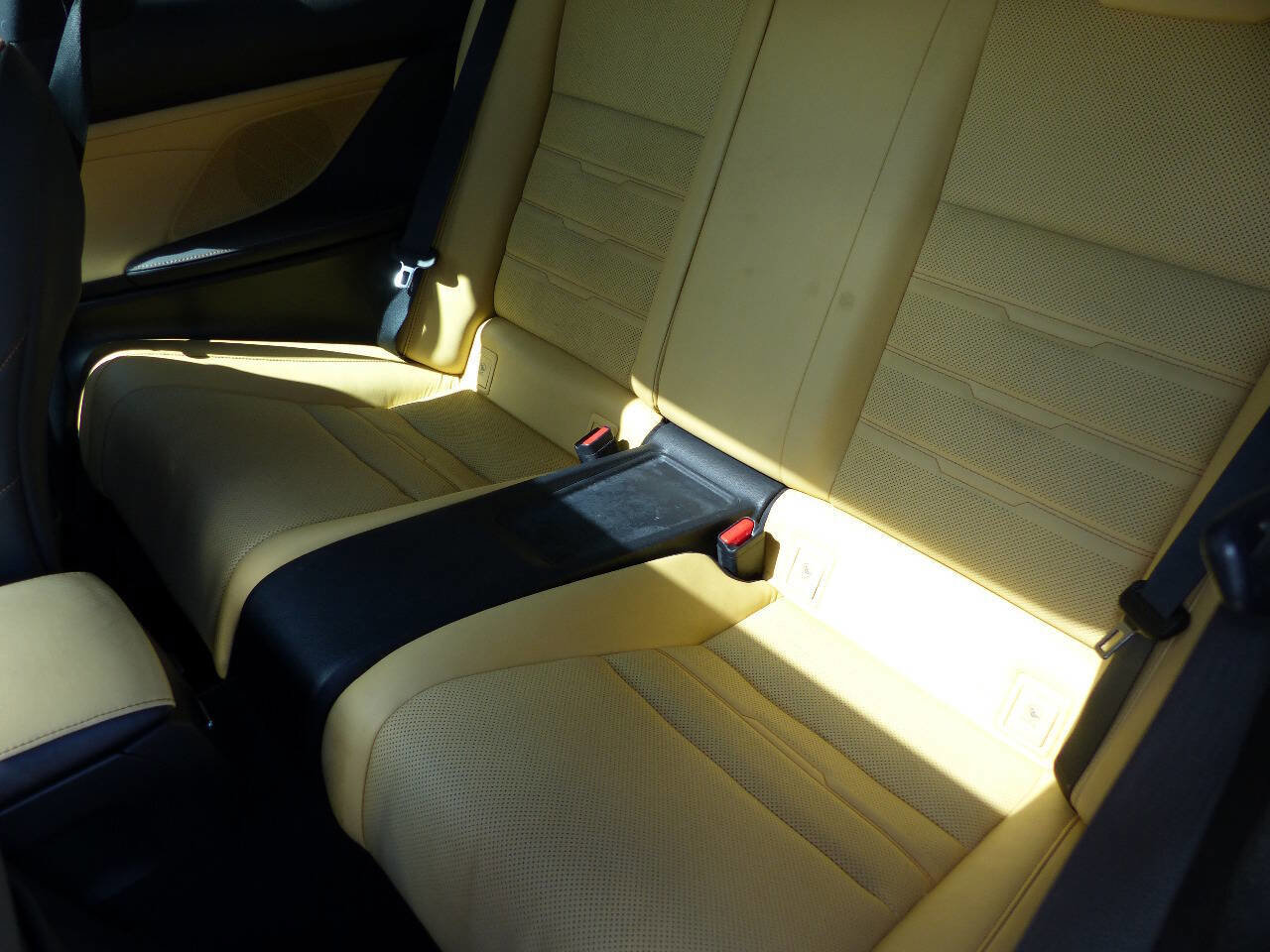 Used 2016 Lexus RC 300 AWD image 21