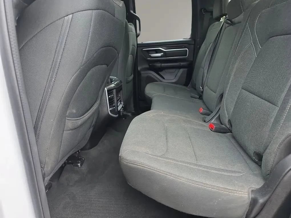 Used 2020 RAM 1500 Big Horn AWD/4WD image 10