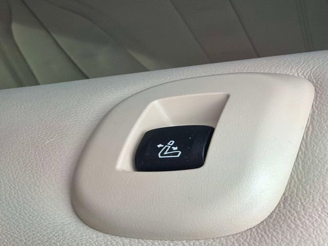 Used 2021 BMW X7 M50i AWD/4WD image 15