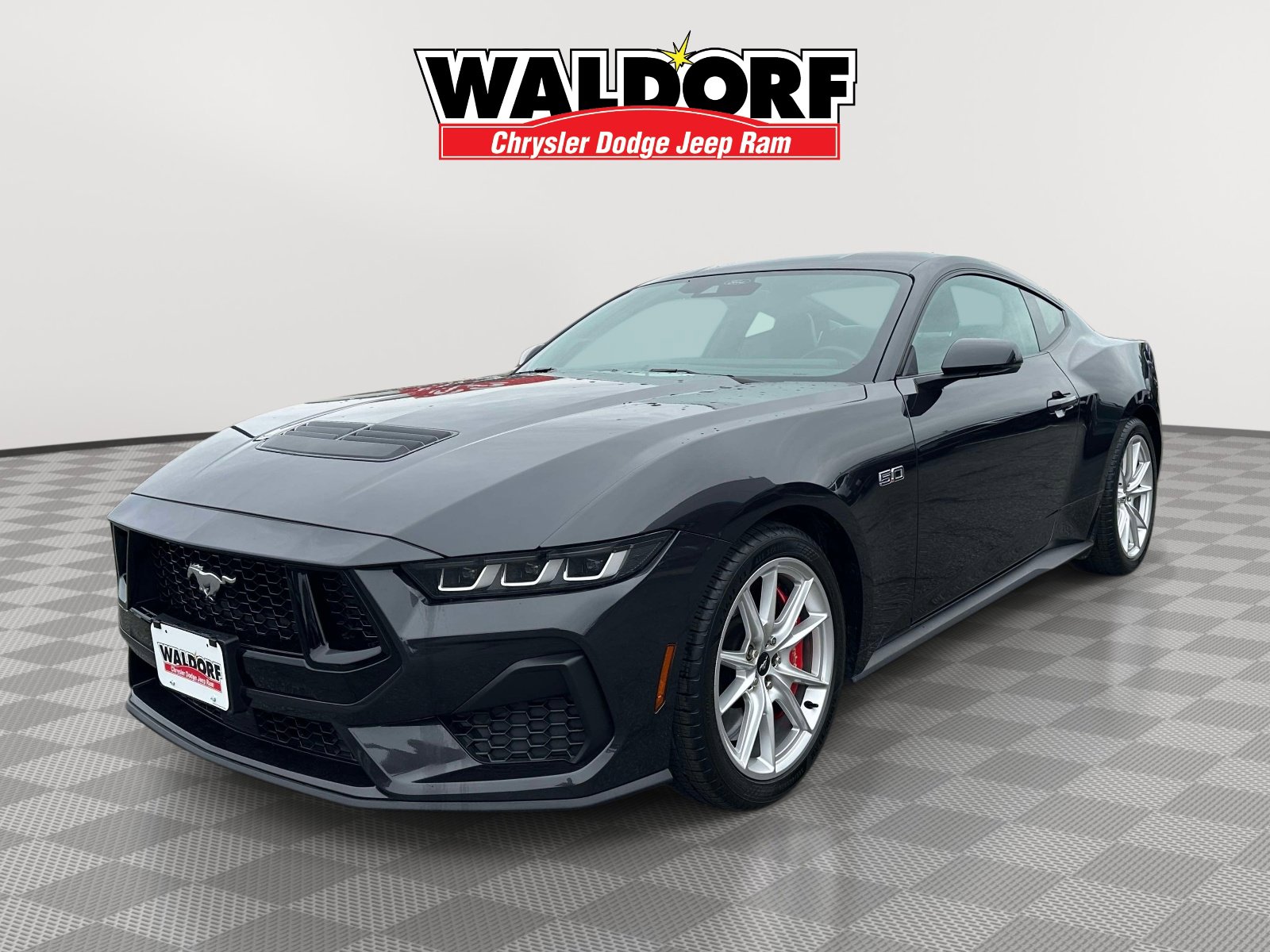 Used 2024 Ford Mustang GT Premium RWD image 3
