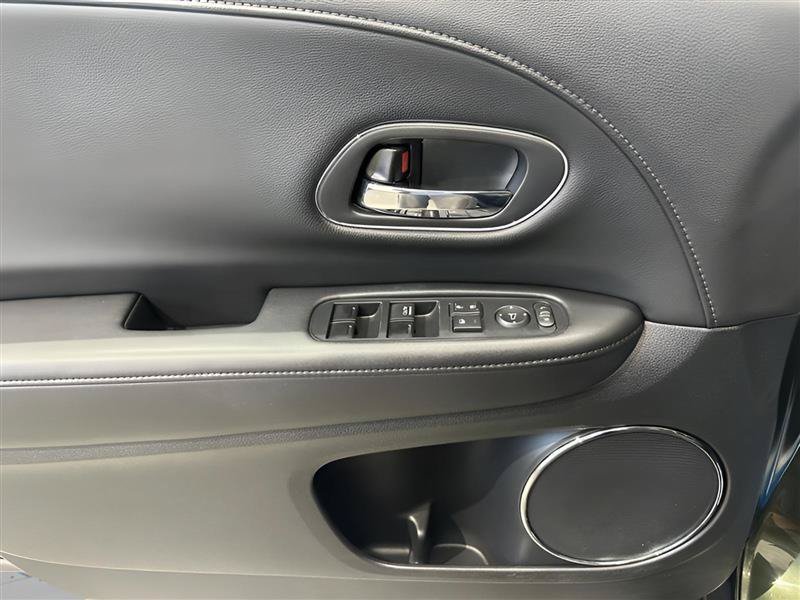 Used 2016 Honda HR-V EX-L image 19