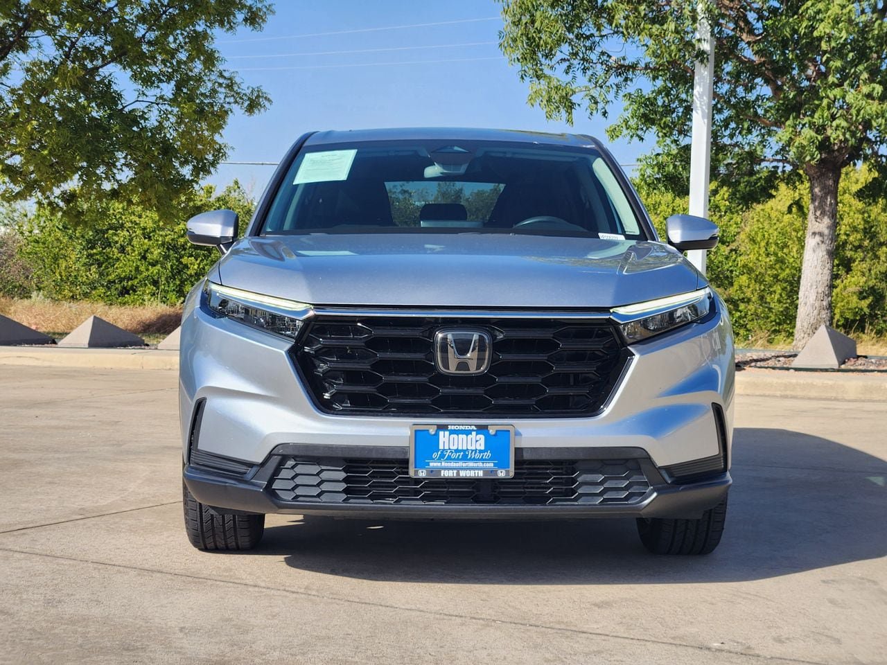 Used 2023 Honda CR-V EX image 2