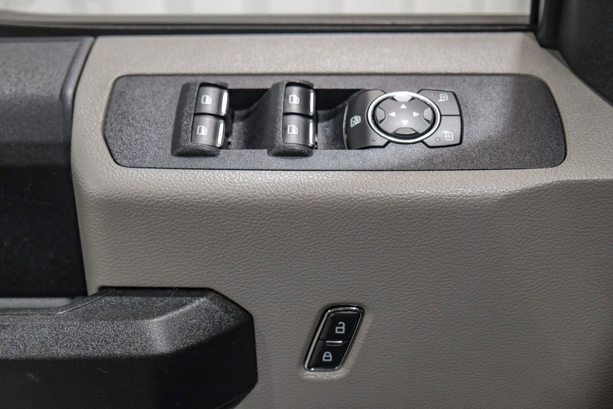 Used 2019 Ford F250 XL w/ STX Appearance Package AWD/4WD image 42
