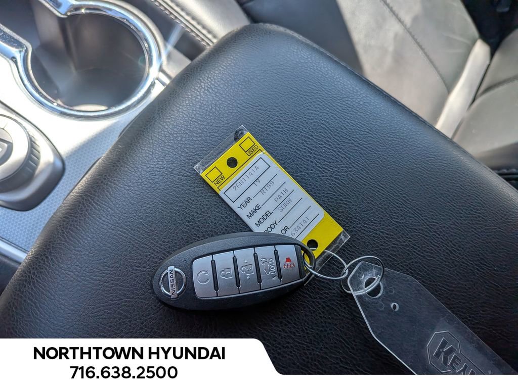 Used 2019 Nissan Pathfinder SL AWD/4WD image 20