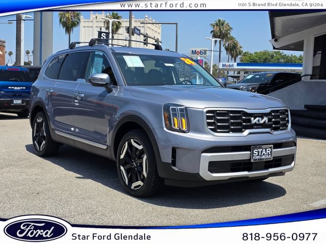 Used 2024 Kia Telluride S w/ S Sunroof Package