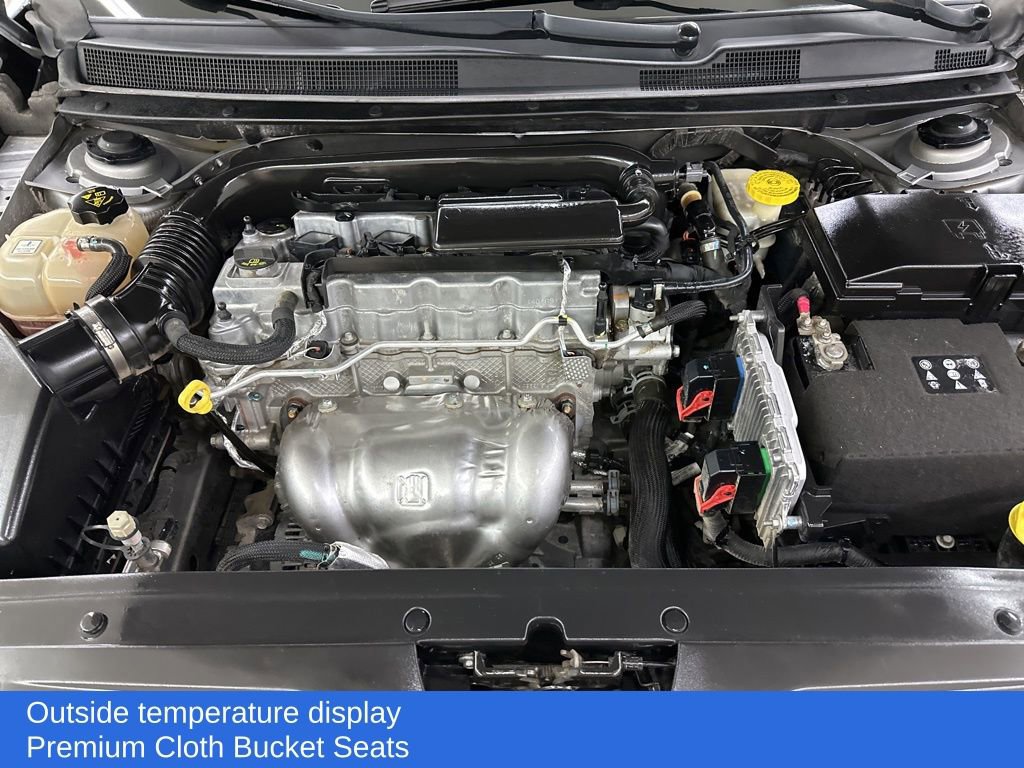 Used 2015 Chrysler 200 Limited image 18