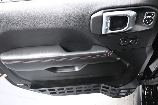 Used 2022 Jeep Wrangler Unlimited Rubicon w/ Steel Bumper Group AWD/4WD image 13