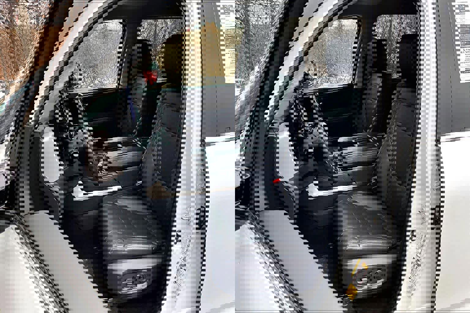 Used 2023 Toyota Tundra Limited image 9