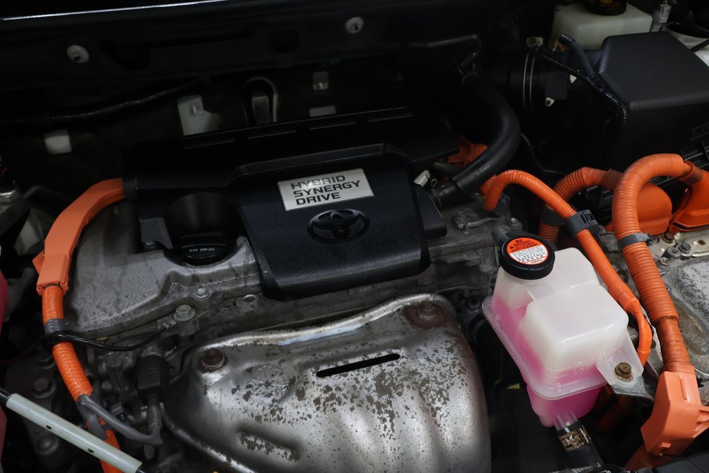 Used 2016 Toyota RAV4 Limited image 23