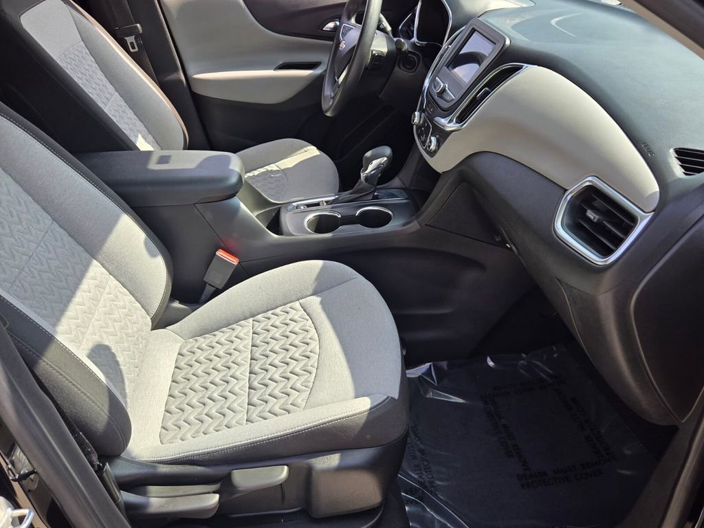 Used 2024 Chevrolet Equinox LS FWD image 19
