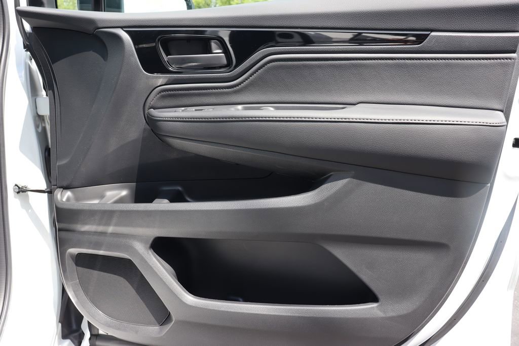 Certified 2026 Honda Odyssey Touring image 21