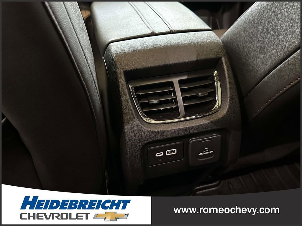 Certified 2019 Chevrolet Blazer RS w/ Sun and Wheels Package image 13