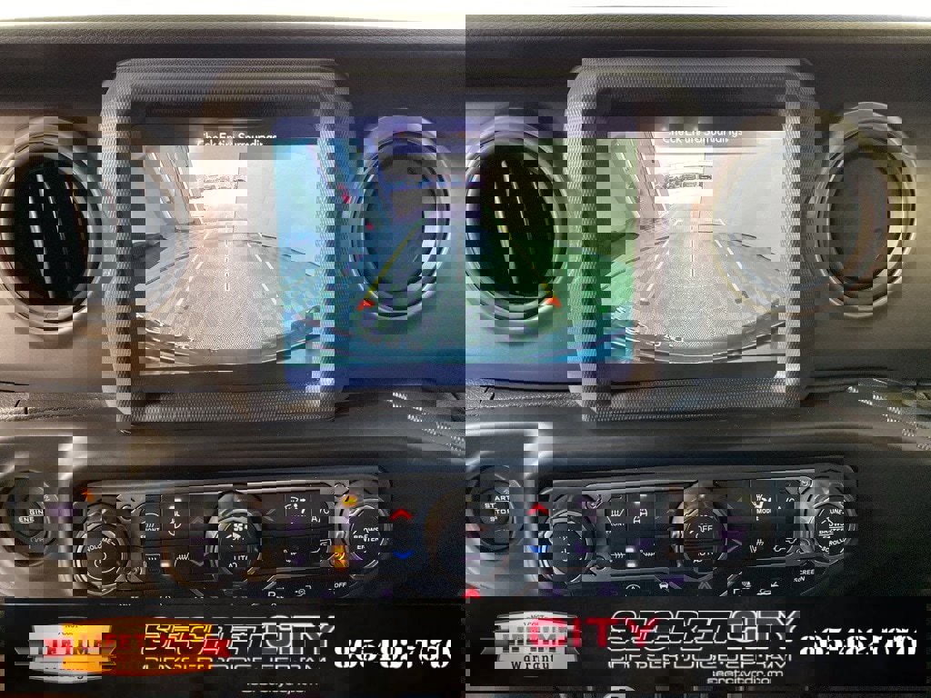 Used 2021 Jeep Wrangler Unlimited Sport image 23