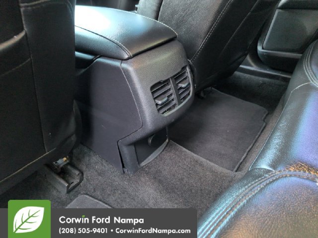 Used 2018 Ford Fusion SE w/ Fusion SE Technology Package FWD image 27