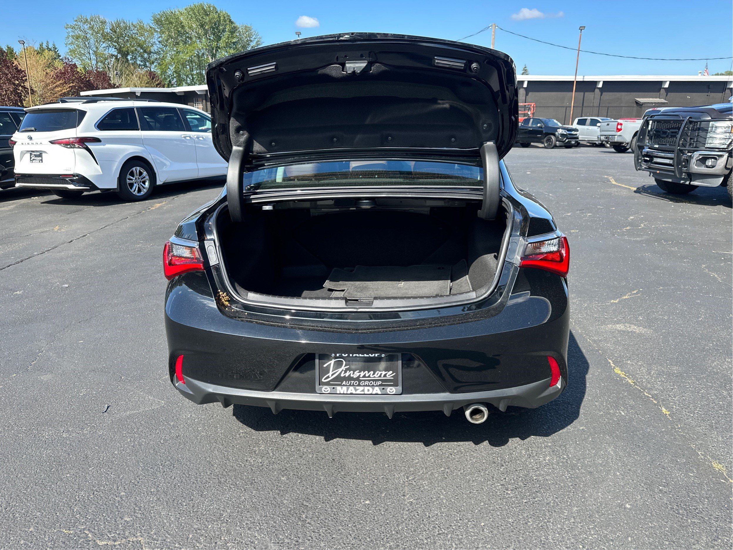 Used 2022 Acura ILX w/ Premium Package FWD image 11