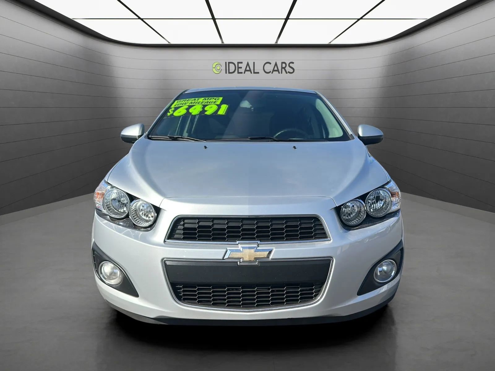 Used 2012 Chevrolet Sonic LT FWD image 2
