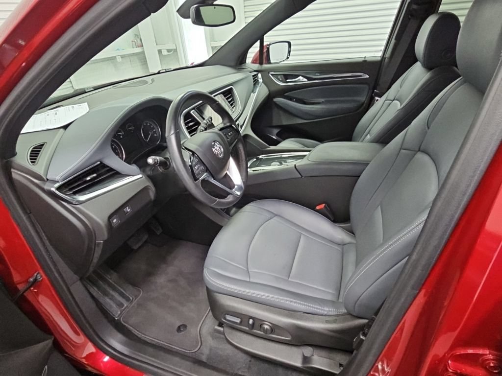 Used 2024 Buick Enclave Essence FWD image 11