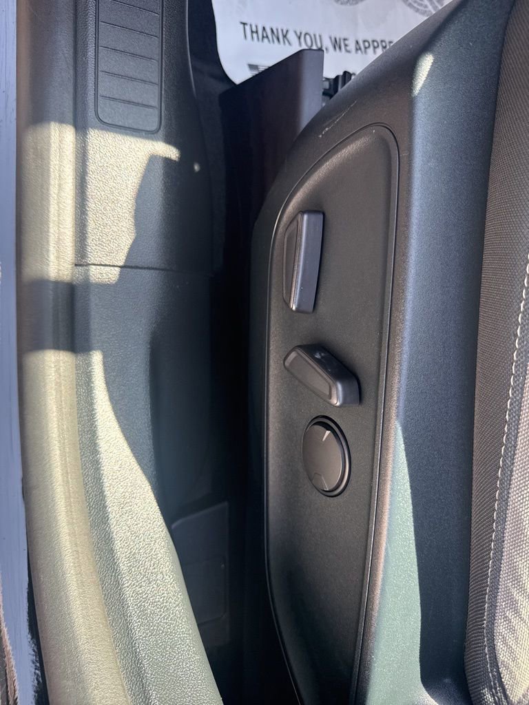 Used 2020 Ford Escape SE FWD image 57