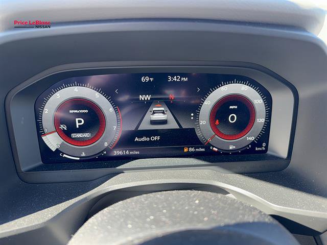 Certified 2024 Nissan Rogue SL FWD image 20