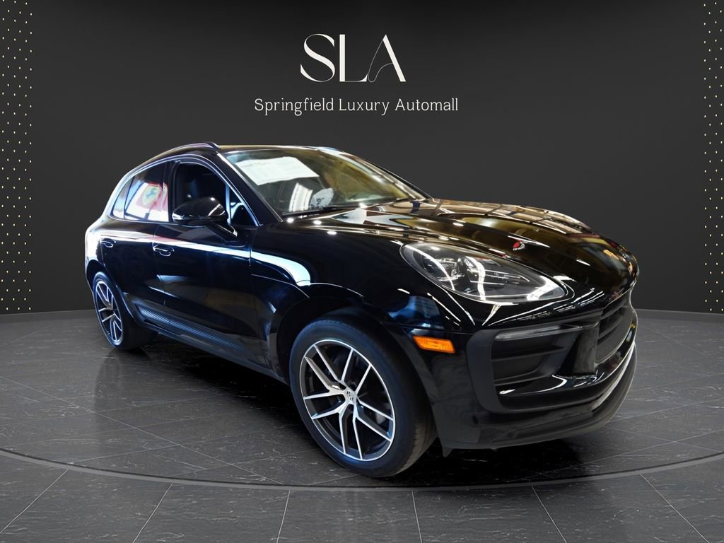 Used 2022 Porsche Macan image 3
