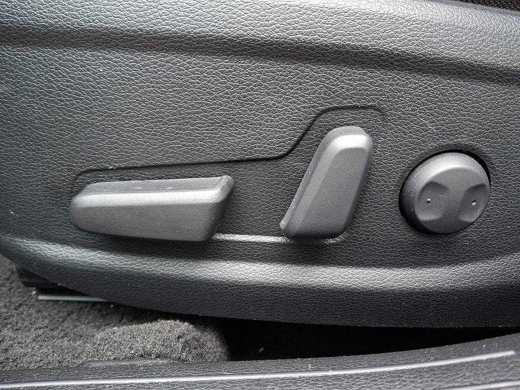 Certified 2023 Kia Forte GT w/ GT2 Package image 30