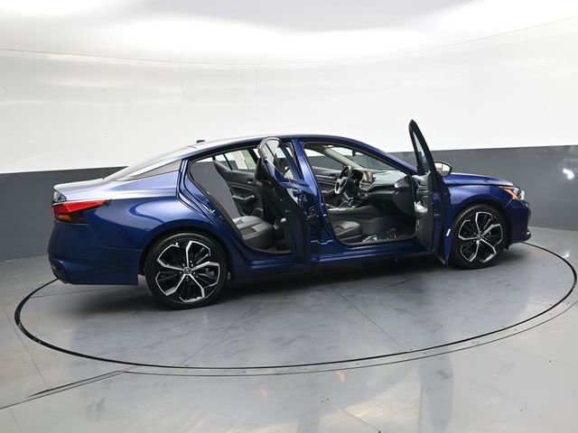 Used 2024 Nissan Altima 2.5 SR FWD image 40