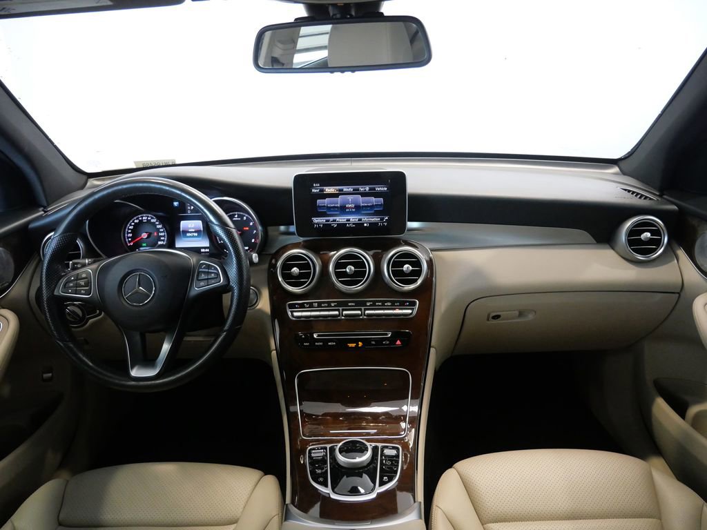 Used 2017 Mercedes-Benz GLC 300 4MATIC image 17