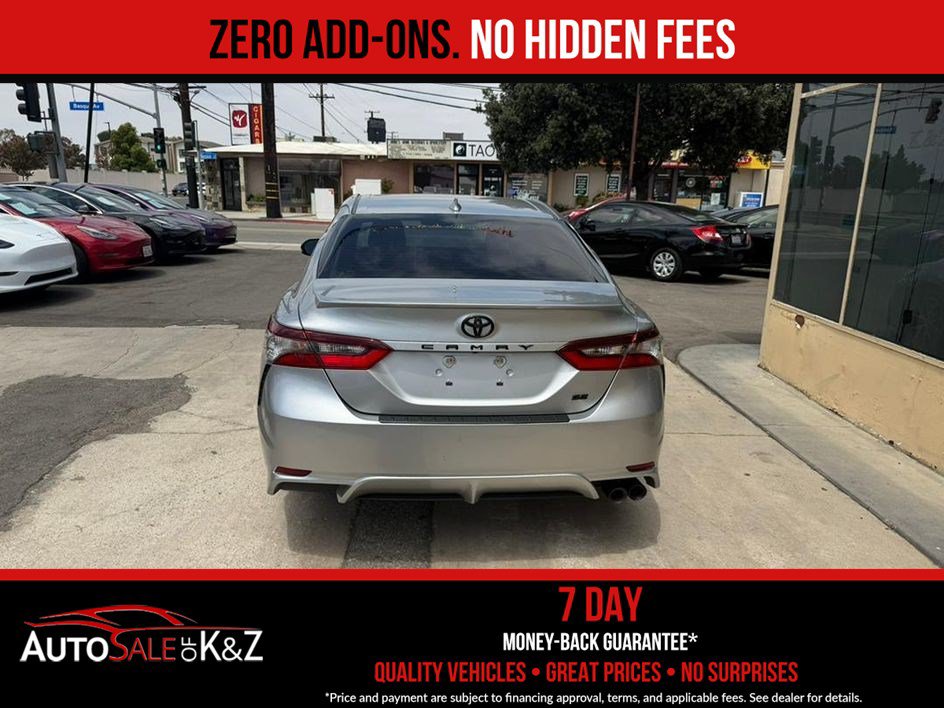 Used 2021 Toyota Camry SE FWD image 11