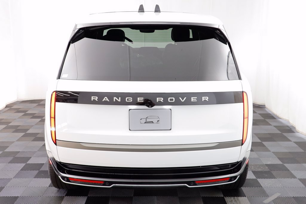 New 2025 Land Rover Range Rover SE AWD/4WD image 17
