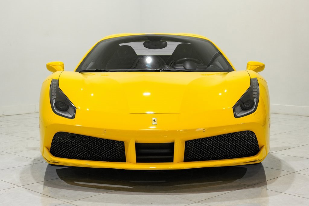 Used 2017 Ferrari 488 Spider image 4