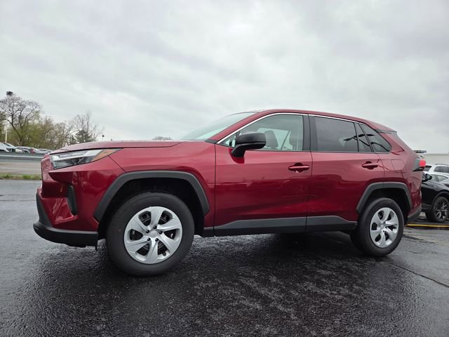 Used 2025 Toyota RAV4 LE image 1
