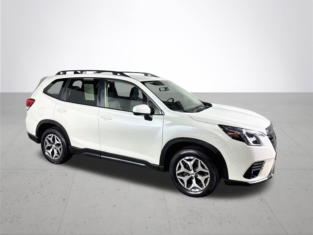 Certified 2024 Subaru Forester Premium AWD/4WD image 5
