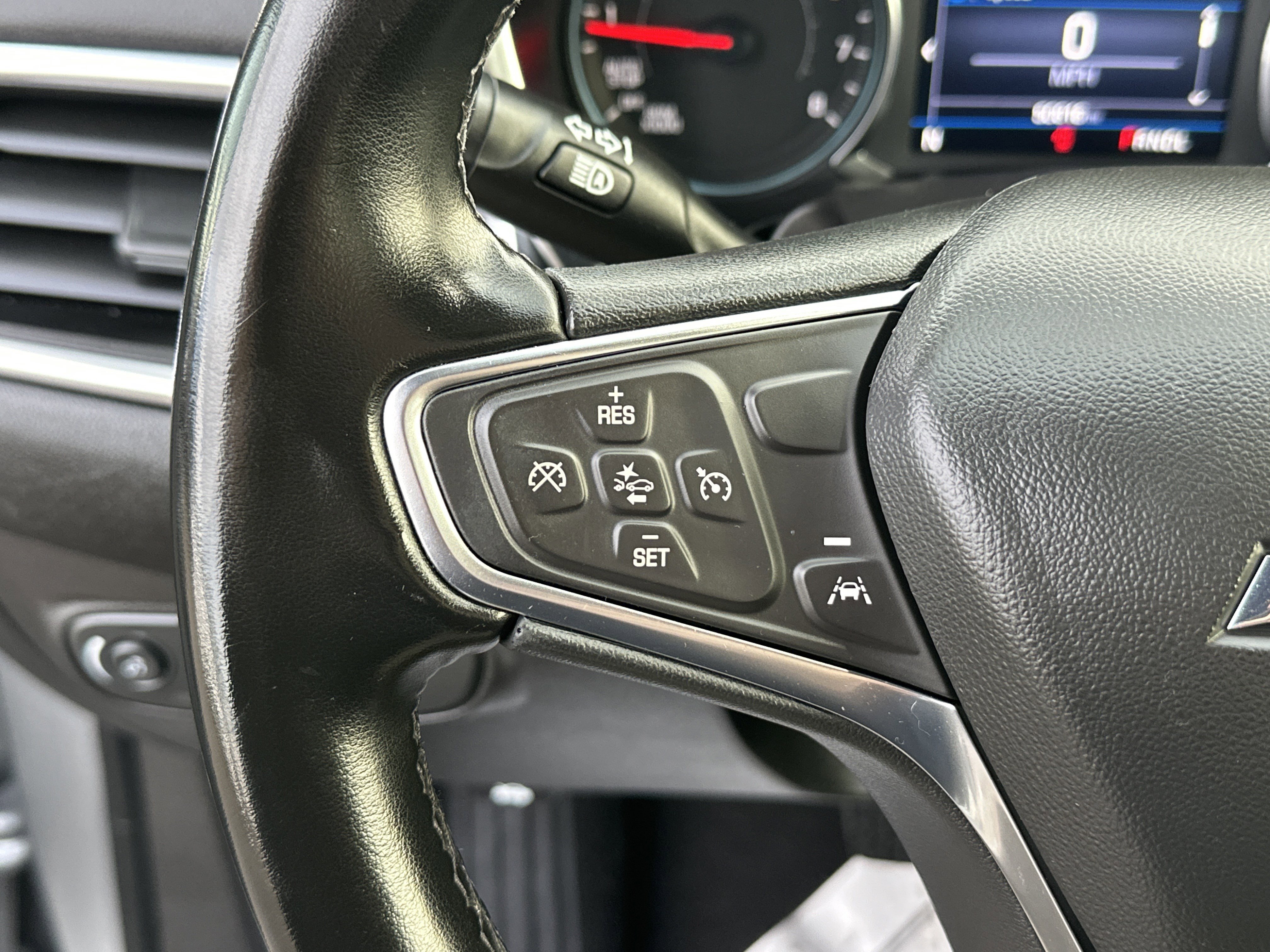 Used 2024 Chevrolet Equinox LT image 17