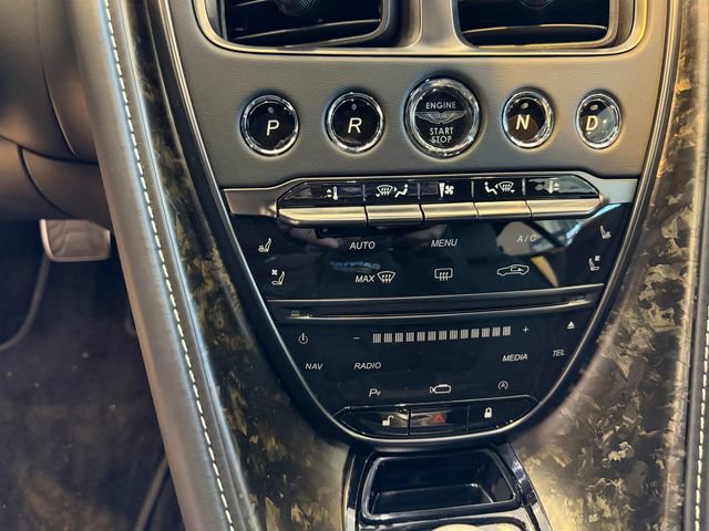 Used 2023 Aston Martin DB11 Coupe RWD image 29