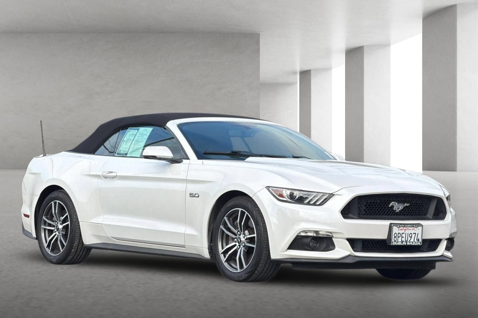 Used 2017 Ford Mustang GT Premium w/ Equipment Group 401A RWD image 10