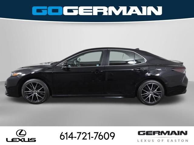 Used 2022 Toyota Camry SE image 12