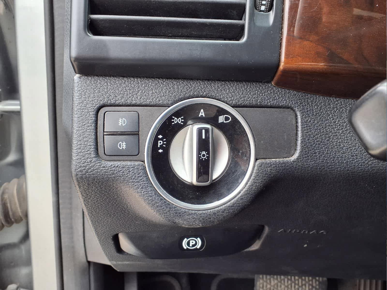 Used 2011 Mercedes-Benz GLK 350 4MATIC image 12