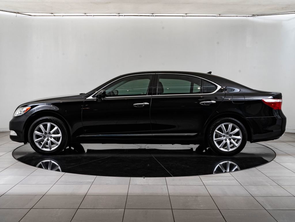 Used 2009 Lexus LS 460 L RWD image 5