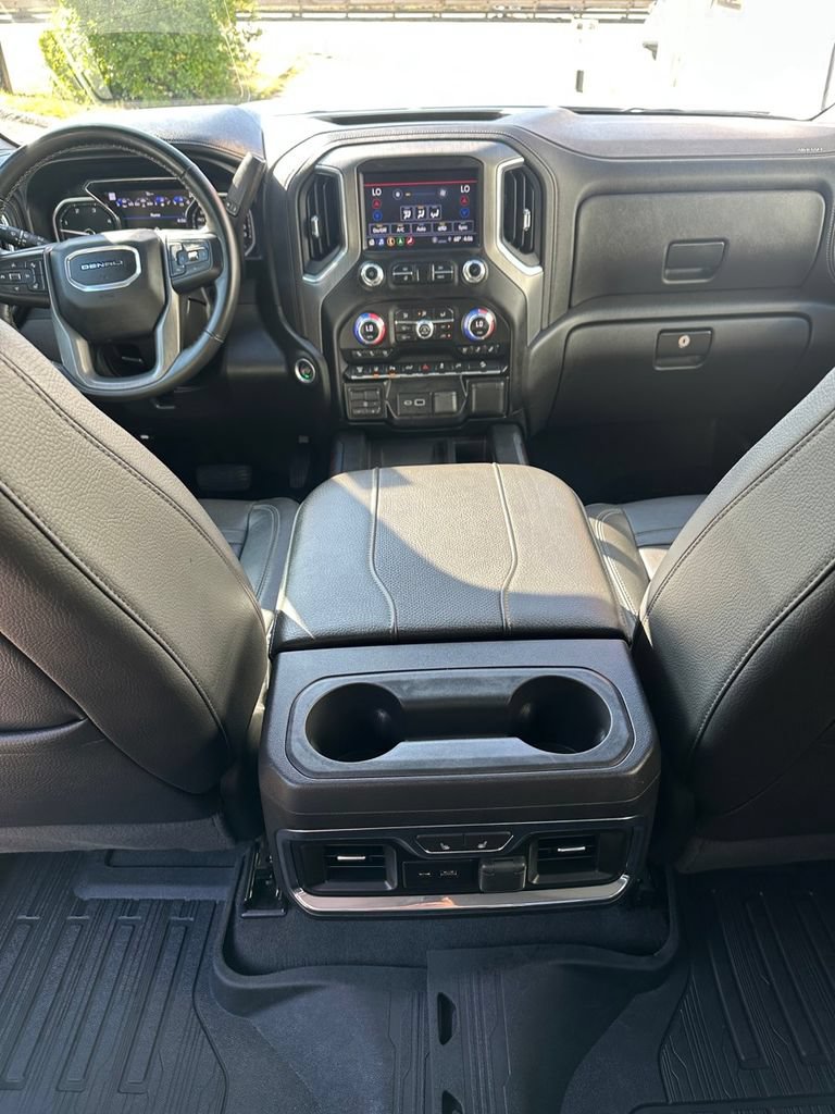 Used 2023 GMC Sierra 2500 Denali w/ Denali Ultimate Package AWD/4WD image 24