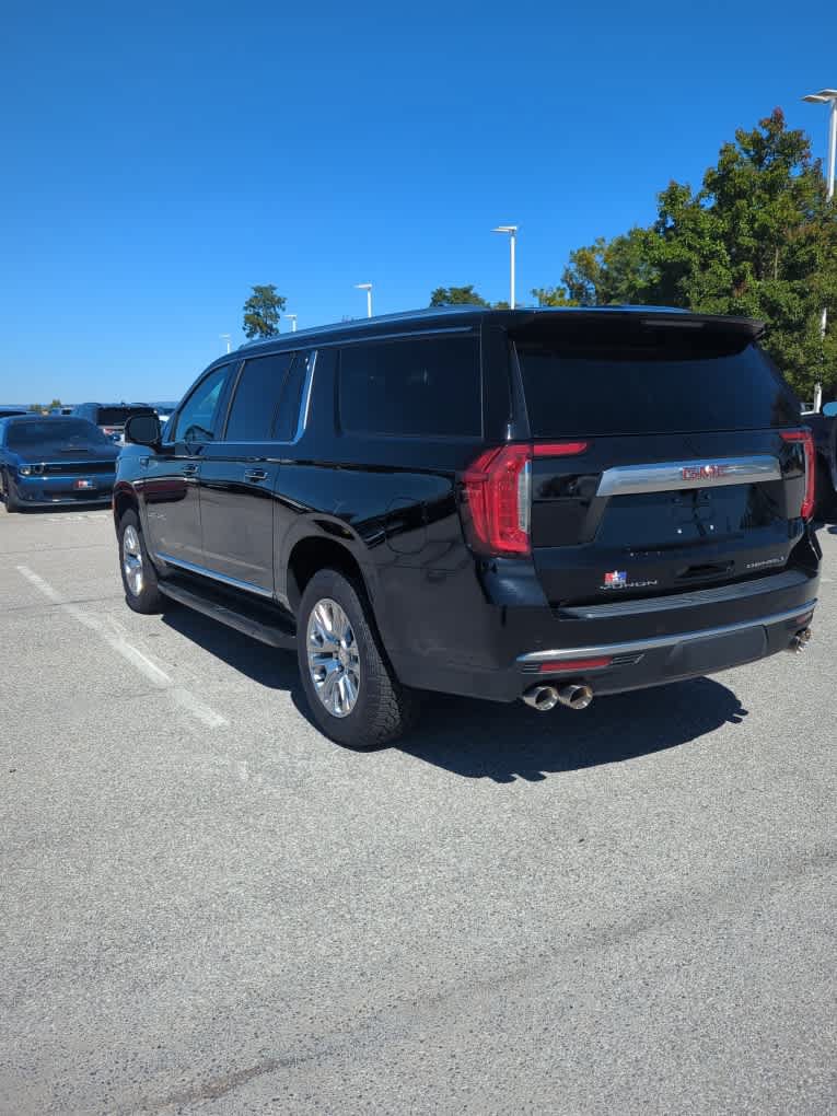 Used 2024 GMC Yukon XL Denali AWD/4WD image 31