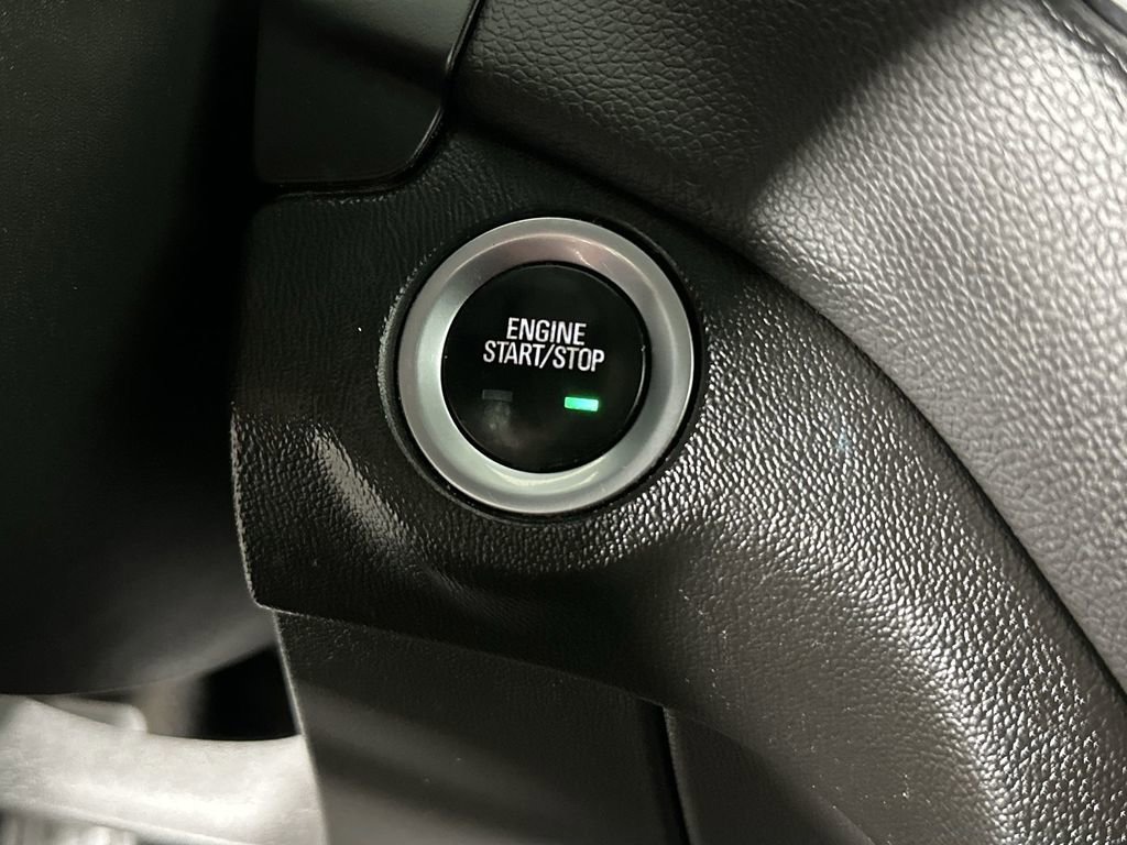 Used 2020 Chevrolet Equinox LT image 19