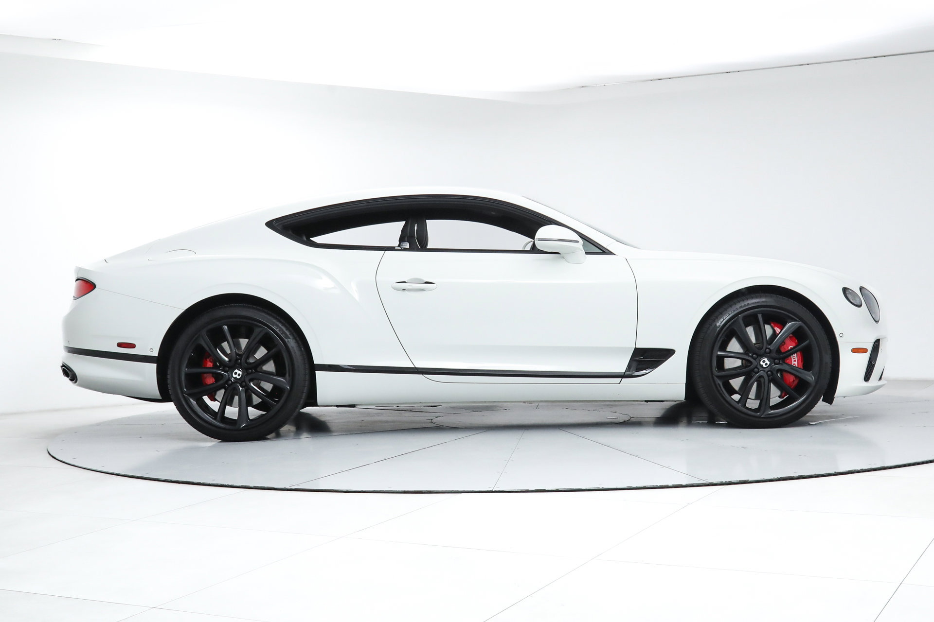 Used 2021 Bentley Continental GT V8 image 6