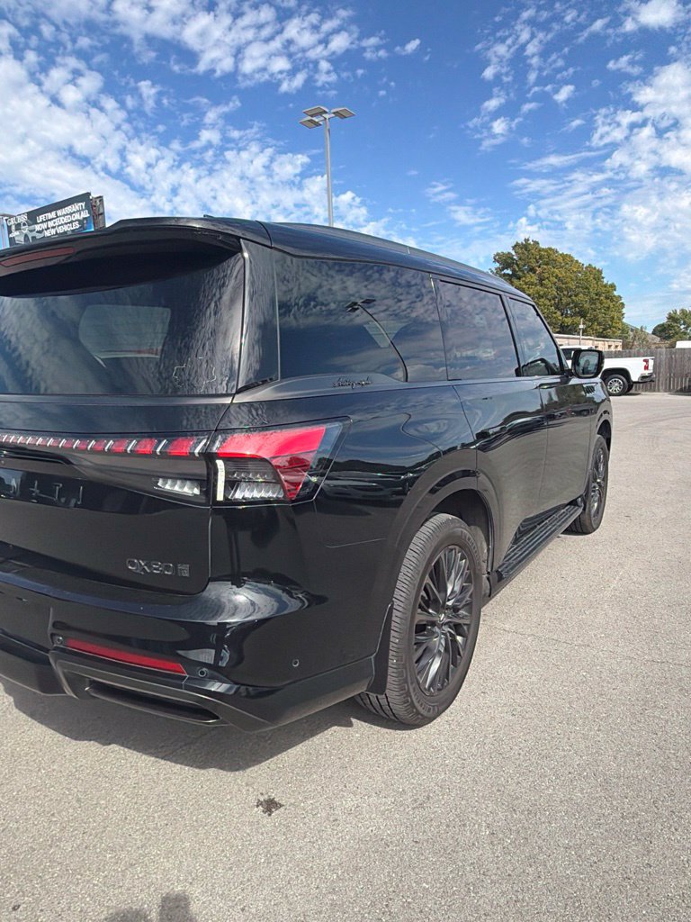 Used 2025 INFINITI QX80 Autograph w/ Premium Cargo Package AWD/4WD image 4