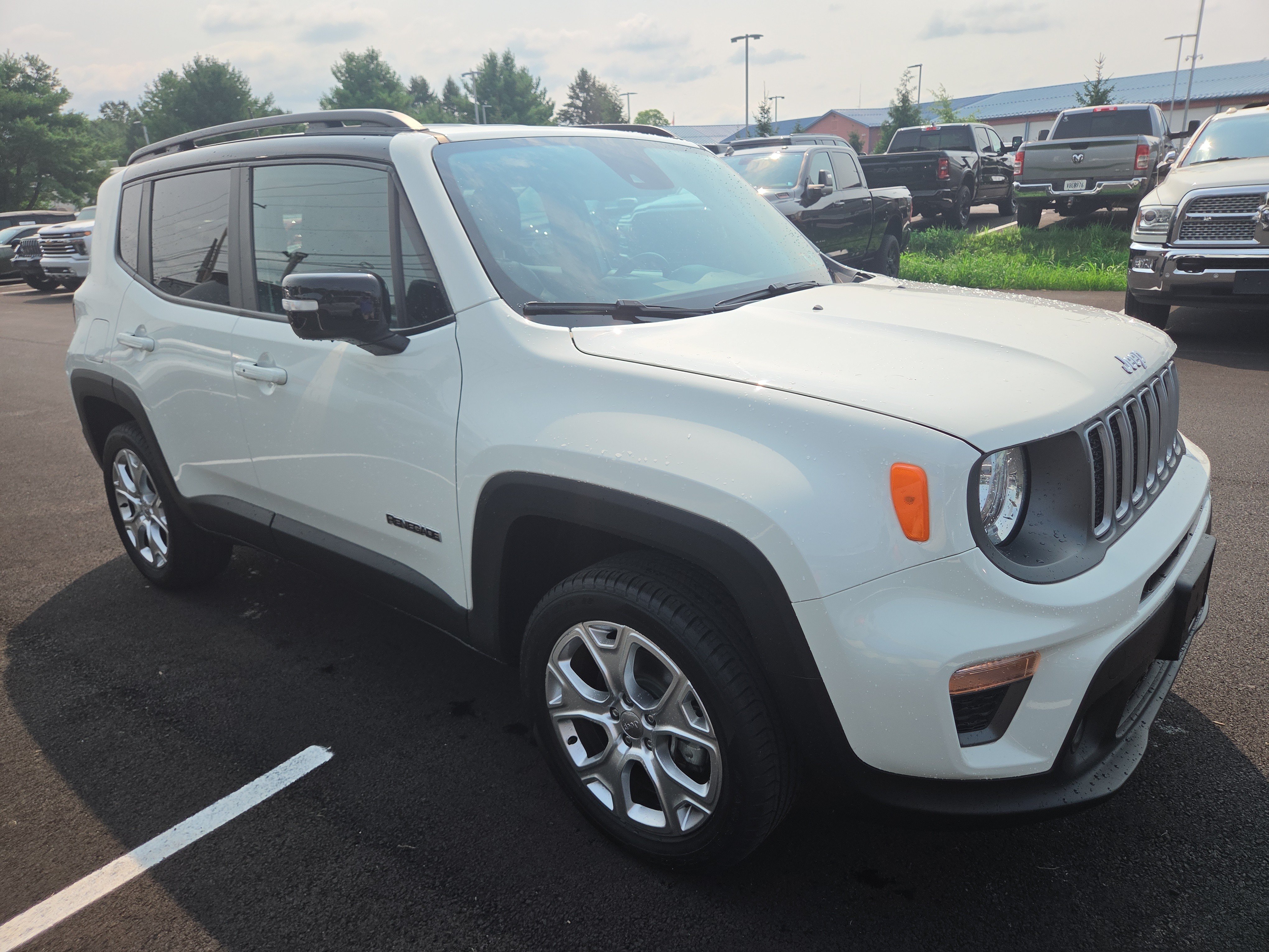 Certified 2022 Jeep Renegade Limited AWD/4WD image 18